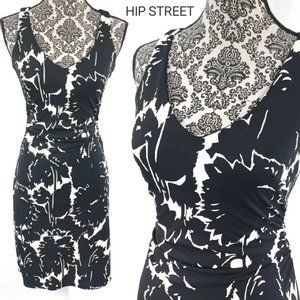 EXPRESS Dress Sleeveless V Neck Ruche Waist Keyhole Back Floral Stretch 2